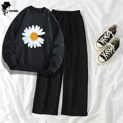 Women's Premium Sweatshirt And Pant Set